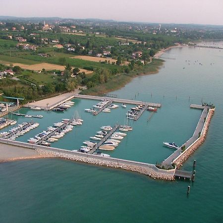 La Maison Du Port Hotel Lazise Exterior photo